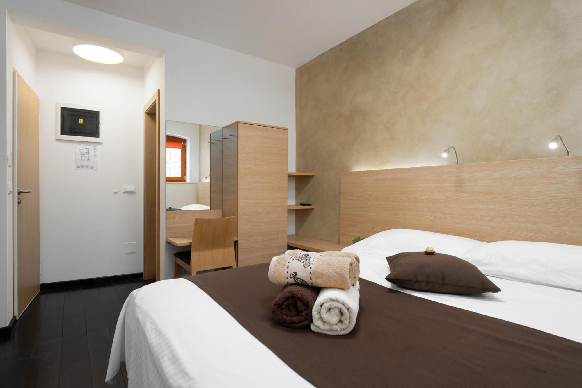 Boutique Wrungel Hotell Vrsar Exteriör bild