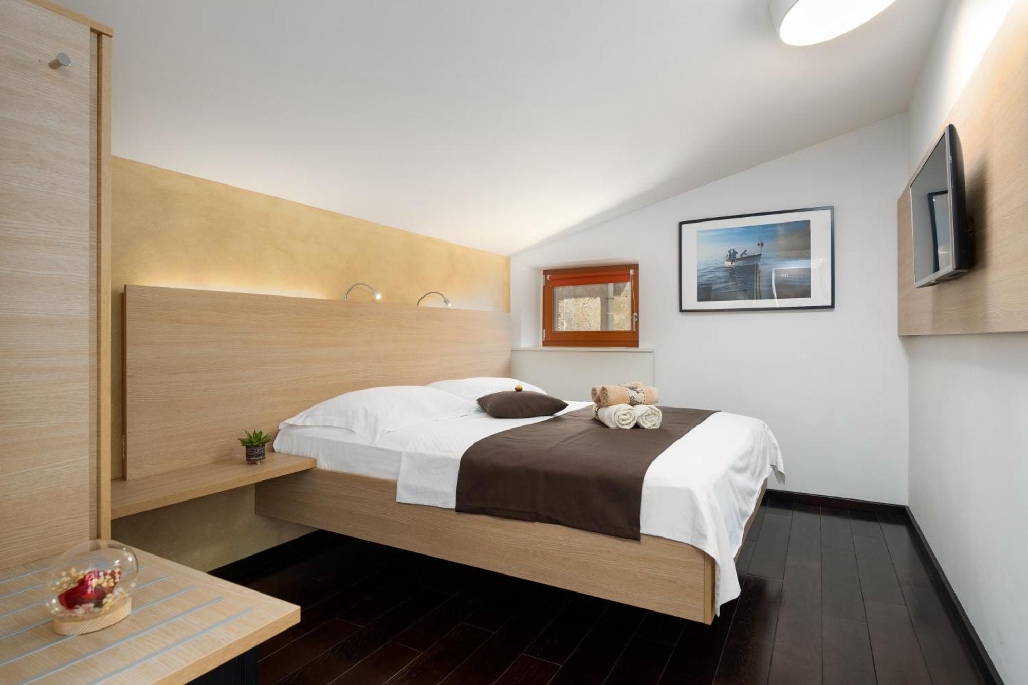 Boutique Wrungel Hotell Vrsar Exteriör bild