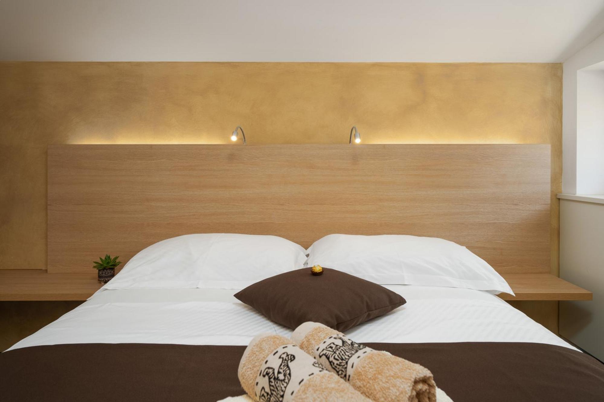 Boutique Wrungel Hotell Vrsar Exteriör bild